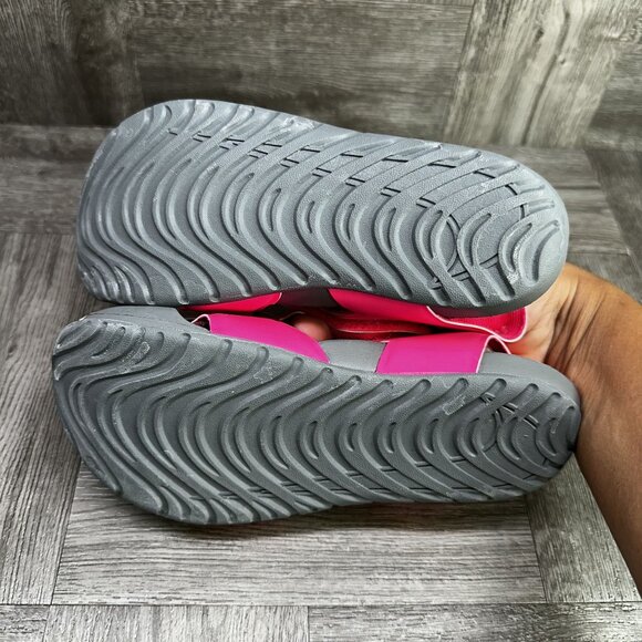 Nike Sunray Protect 2 Kids size 11 Hot Pink Grey Water Shoes - Picture 7 of 7